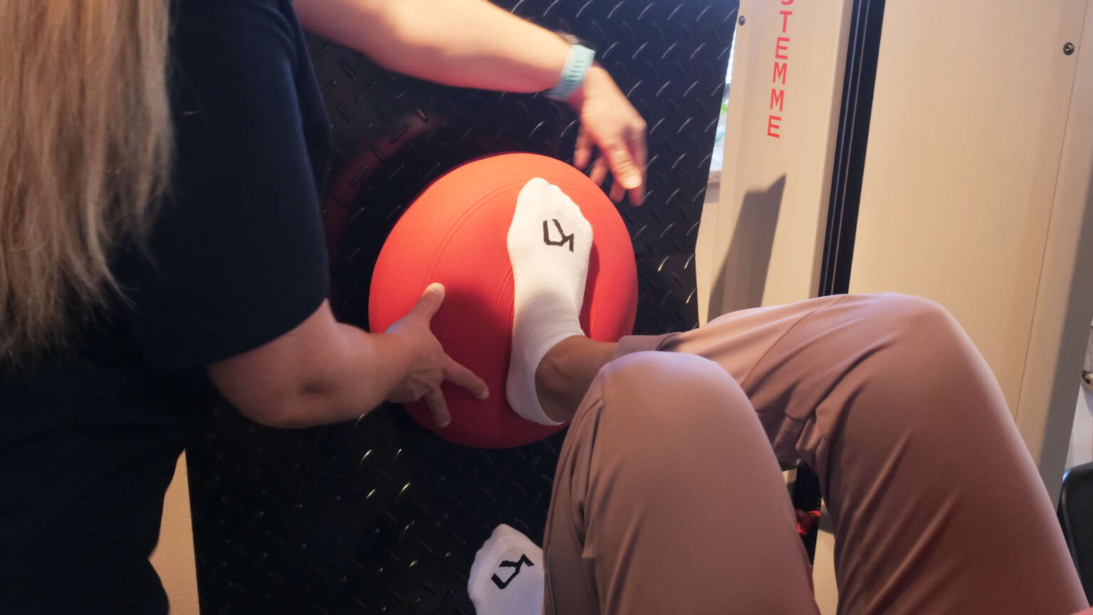 Physiotherapie Gerätetraining4